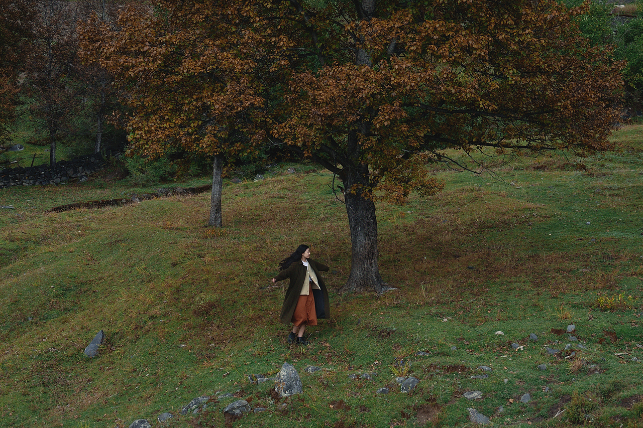 努力走着，为一份温柔的着落（图ZMzMwOTYxODEy） - 人像摄影 - 站酷设计师白山Gavin原创素材 - 站酷ZCOOL