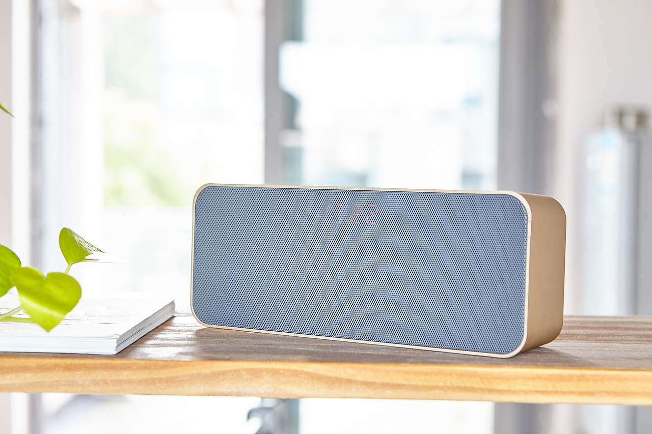 蓝牙音箱（图ZOTcxMTcxNzY=） - 产品摄影 - 站酷设计师燕麦记摄影王小麦原创素材 - 站酷ZCOOL