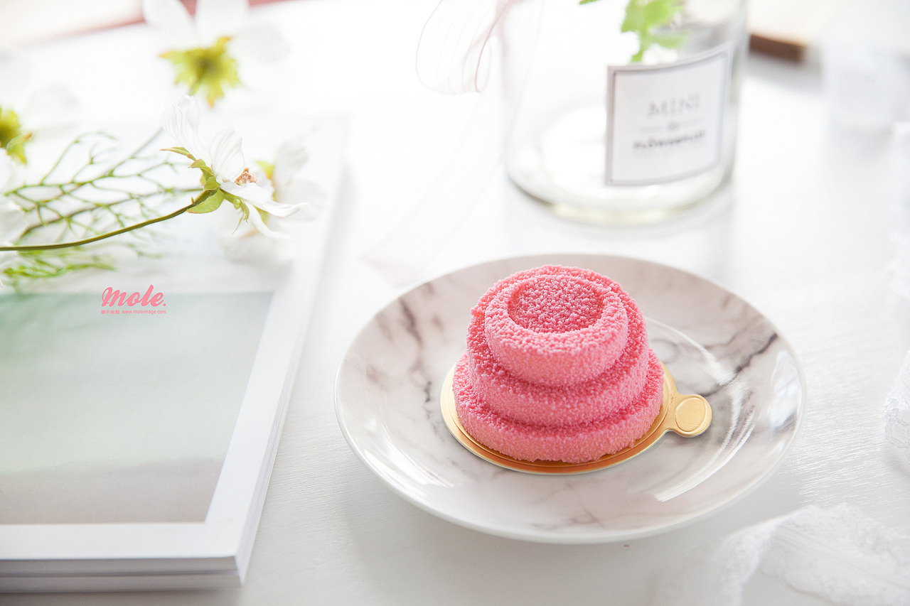 少女心慕斯蛋糕（图ZMjAxMDM2NTg4） - 产品摄影 - 站酷设计师摩子inn原创素材 - 站酷ZCOOL