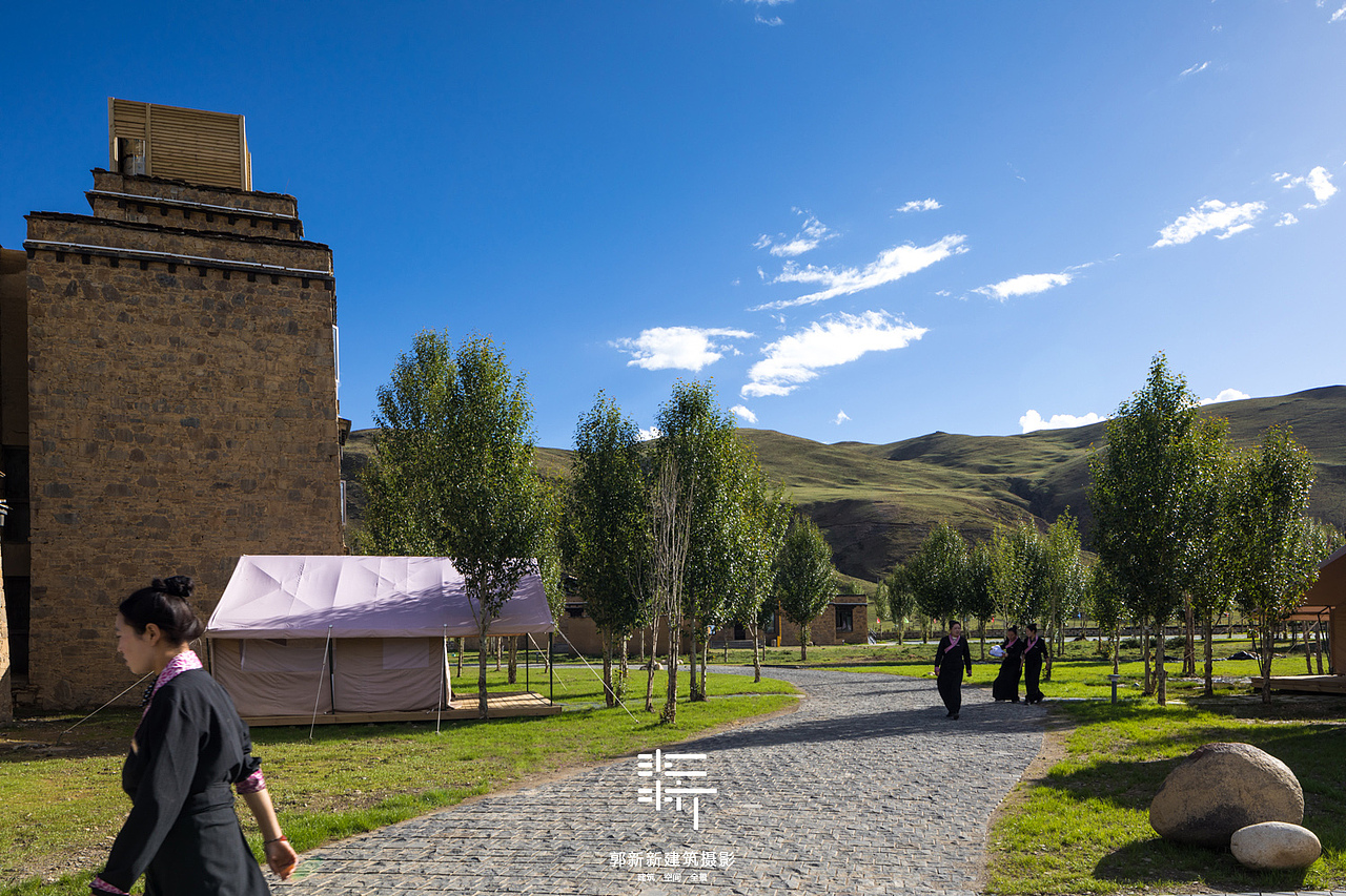 稻城桑邓祝巴·亚丁自驾游营地 | 酒店摄影 · 高清大图