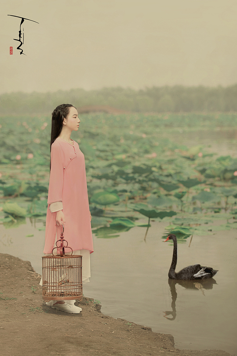 四季：夏（图ZMzI3MzIyMTI=） - 人像摄影 - 站酷设计师摄影师蝈蝈小姐原创素材 - 站酷ZCOOL