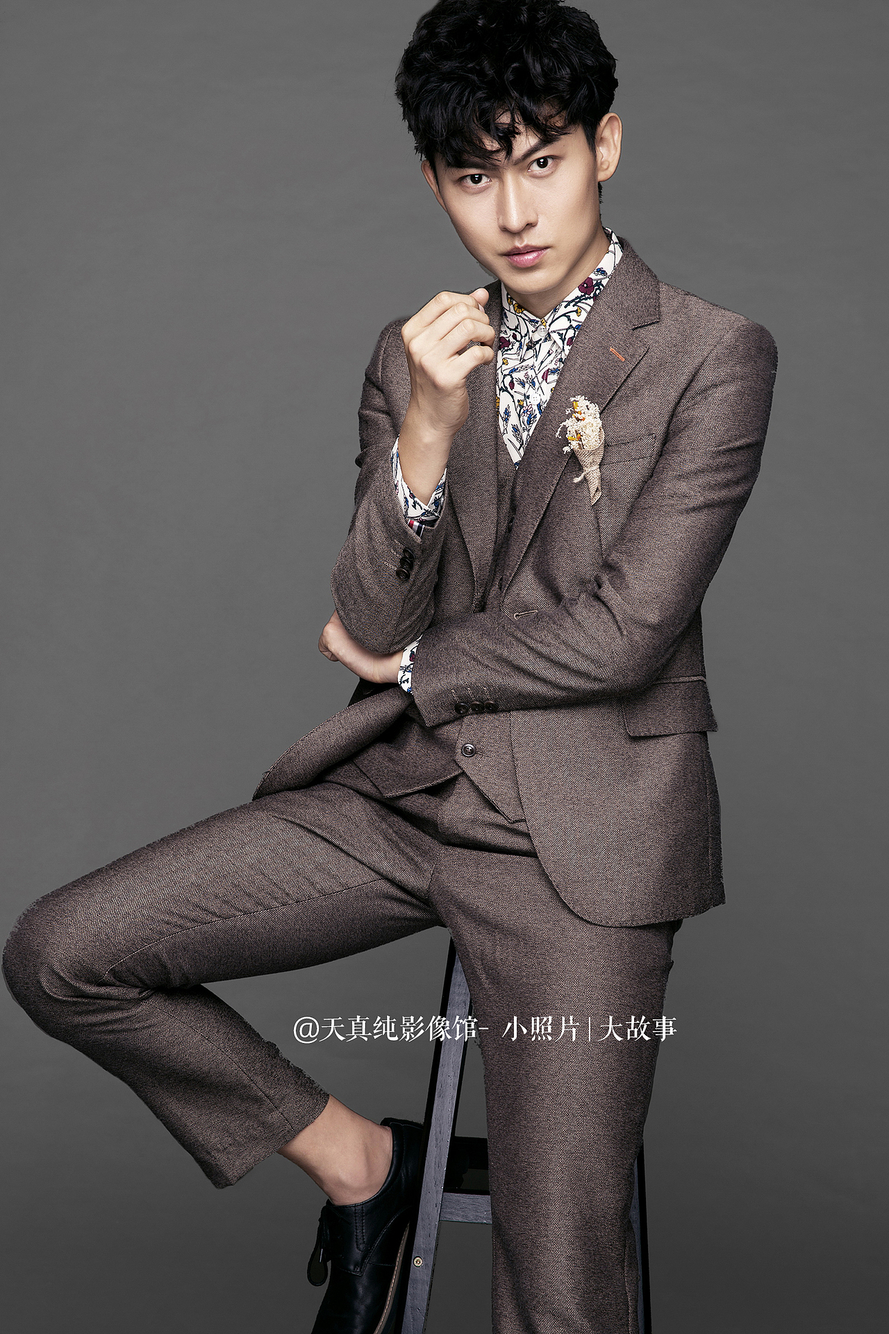 公司形象照企业求职照男士形象照