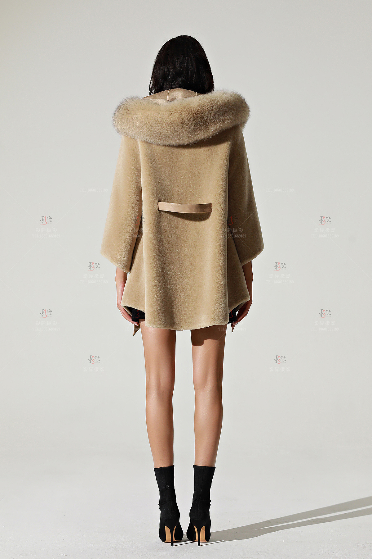 服装模特拍摄 女装外模 毛呢大衣服装网店上新图片网拍