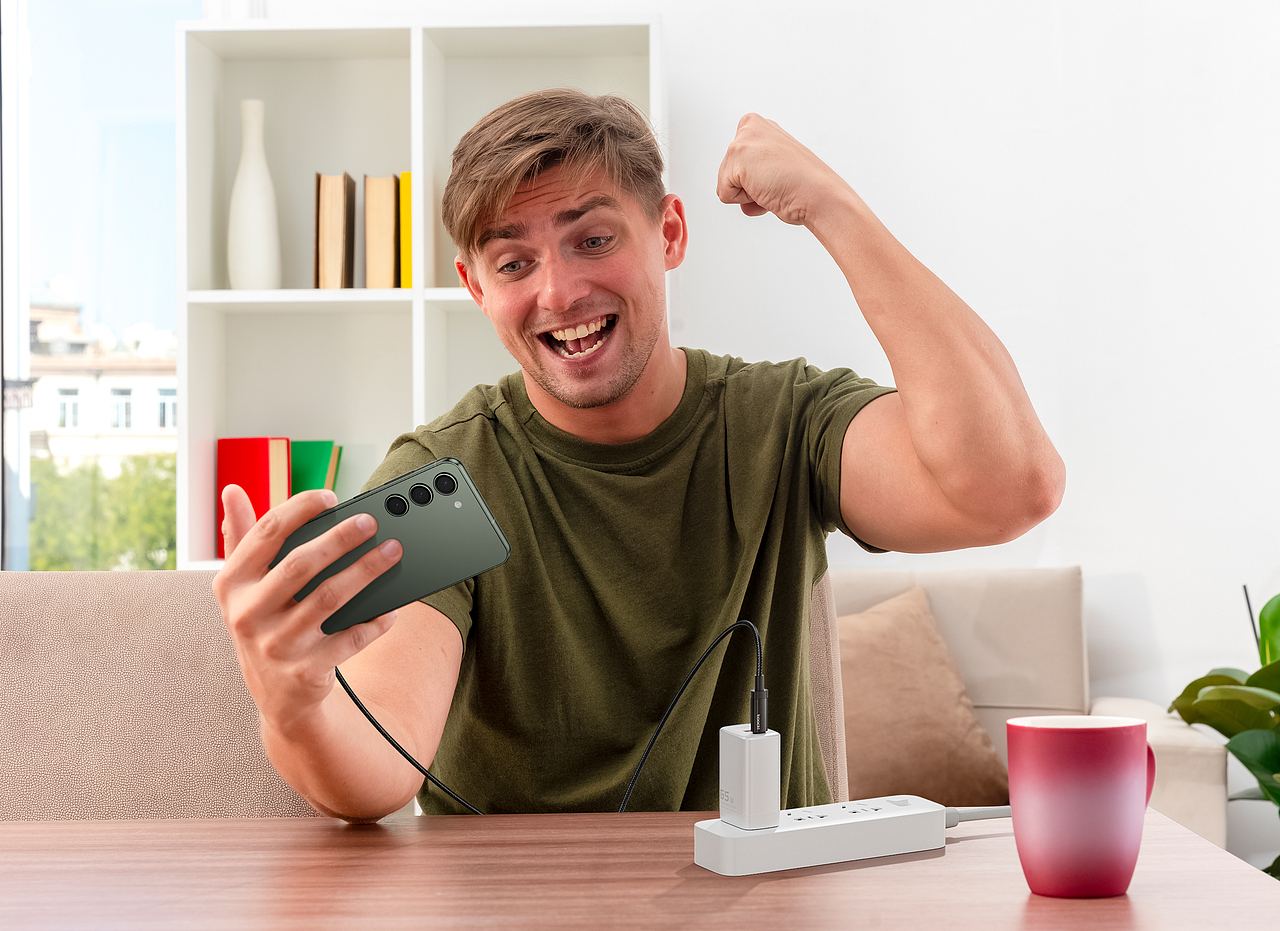 一堆渲染图（数据传输类）（图ZMzY2ODExMjQ4） - 产品 - 站酷设计师DRTDAST原创素材 - 站酷ZCOOL