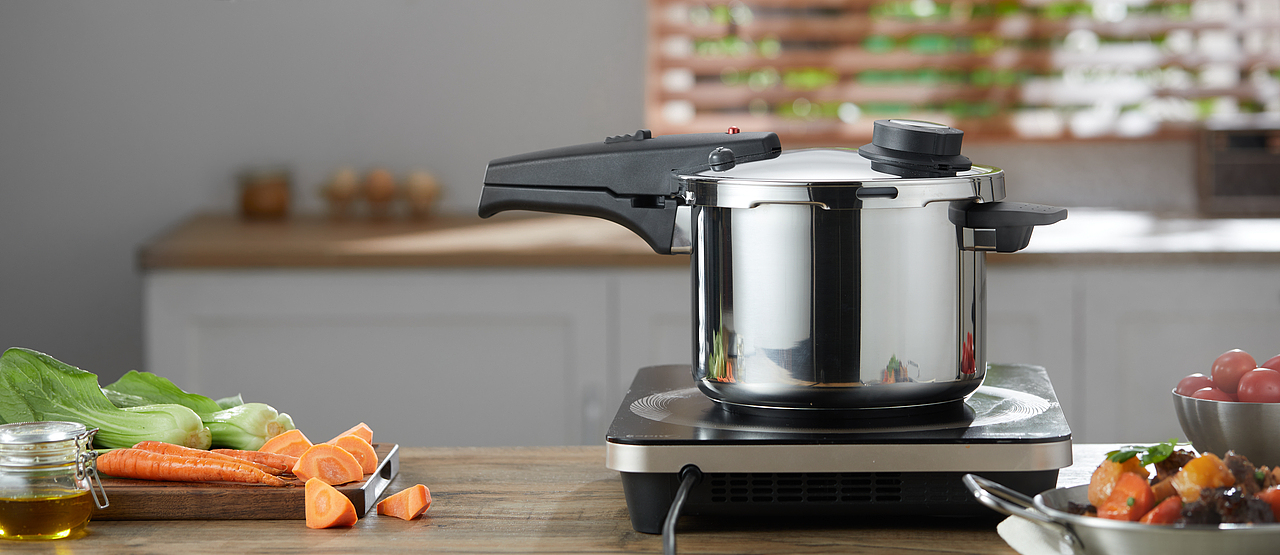 炊具｜美的、喆物品牌拍摄（图ZMzAzMjM1Njky） - 产品摄影 - 站酷设计师Celliu原创素材 - 站酷ZCOOL