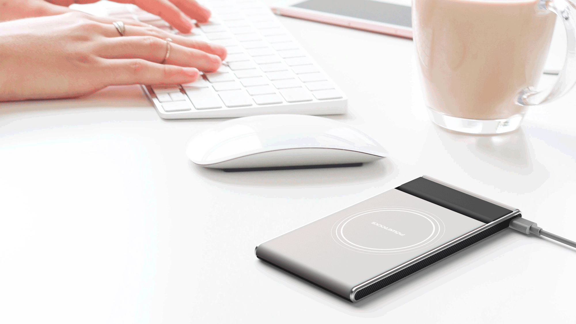 一款可自由调整角度的无线充