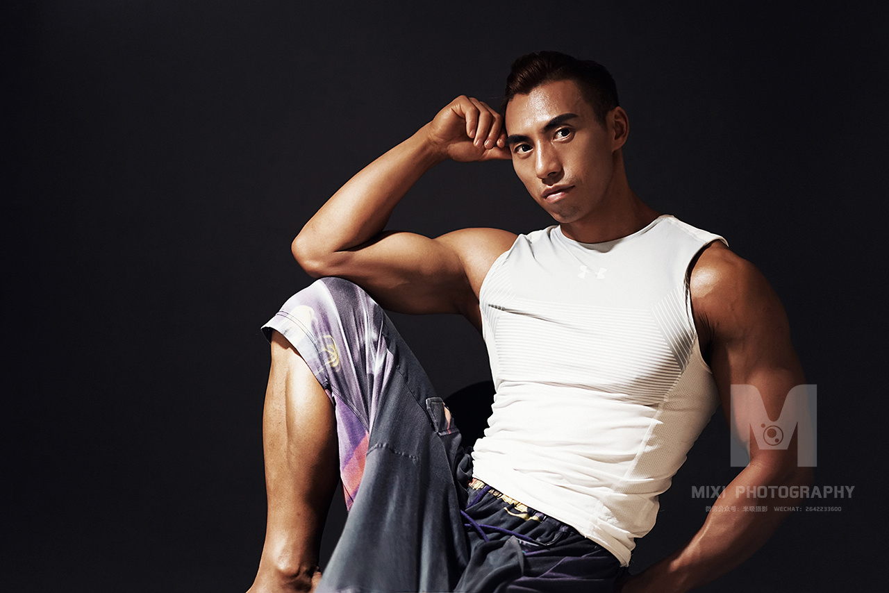 《肌肉》米吸摄影