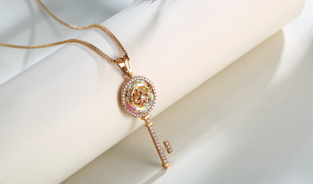 手链 项链（图ZMTIwMTcwNDAw） - 产品摄影 - 站酷设计师广州小韩原创素材 - 站酷ZCOOL