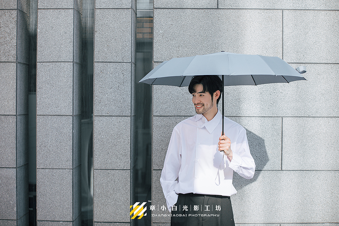 雨伞模特人像拍摄文艺风格（图ZMzM4NzM0NzAw） - 产品摄影 - 站酷设计师章小白品牌视觉原创素材 - 站酷ZCOOL