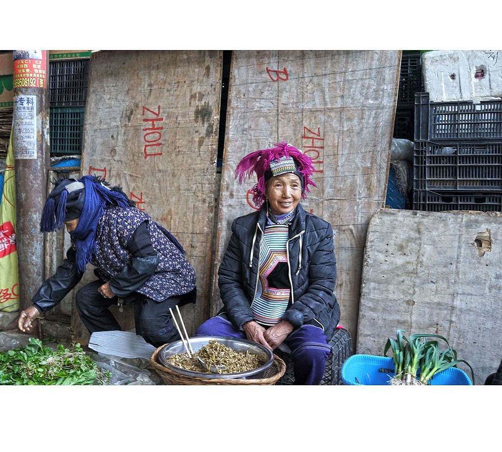 【元阳赶街人】（图ZMjk3MTM5NDky） - 人文/纪实摄影 - 站酷设计师子禾哥哥原创素材 - 站酷ZCOOL