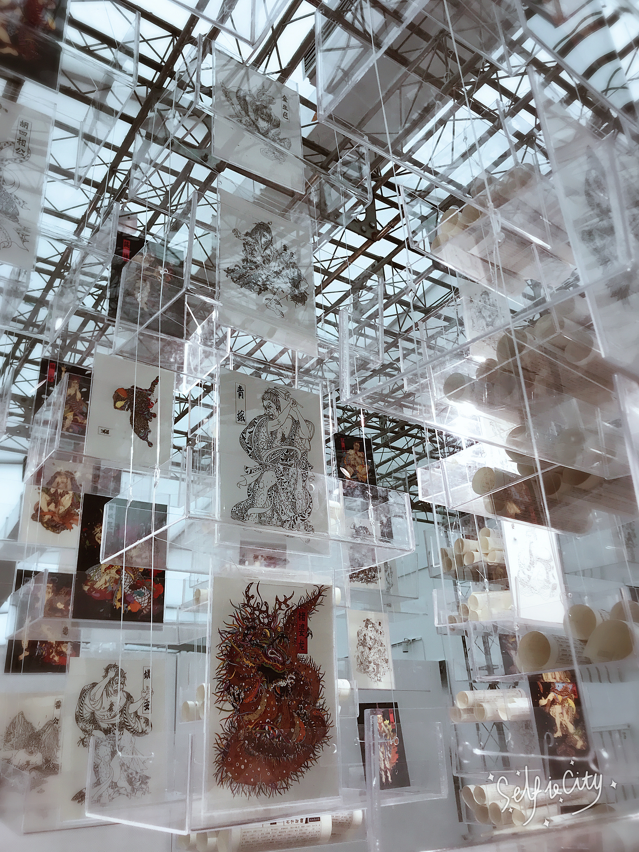 《浮生·魅影》最终展览效果。（图ZNzg4OTU0MjQ=） - 绘画 - 站酷设计师李子双原创素材 - 站酷ZCOOL