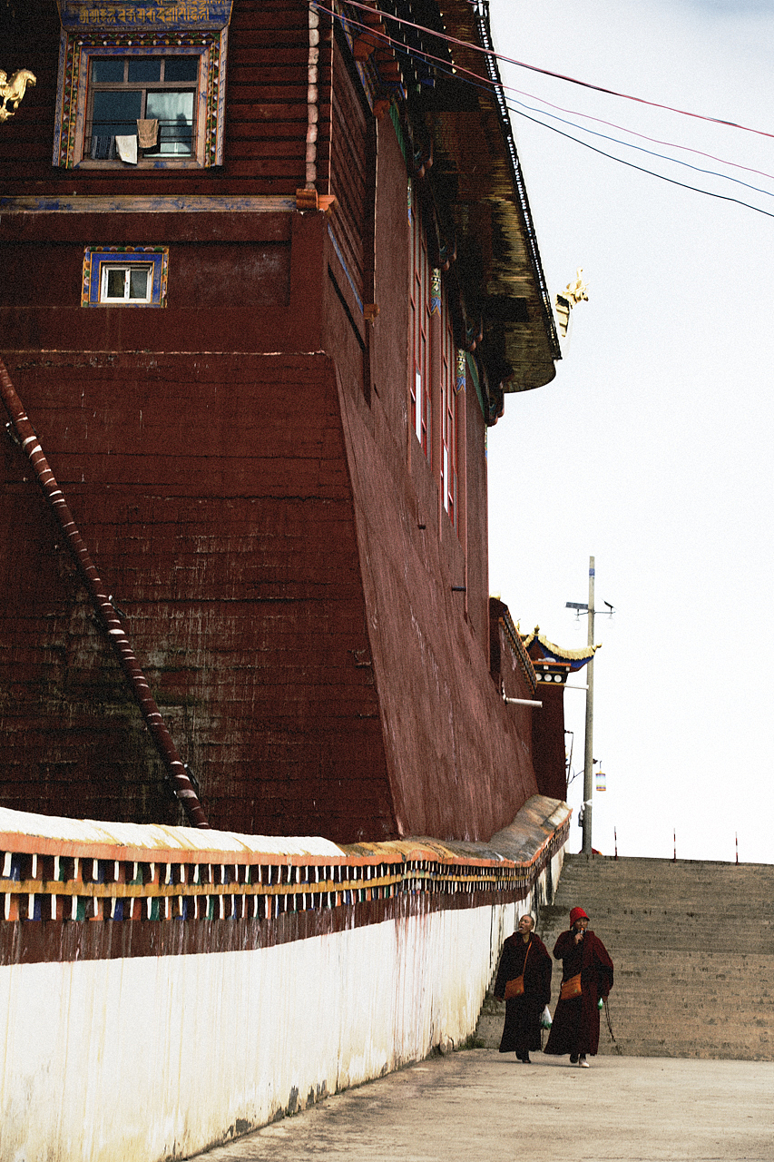 色达 亚青寺（图ZMTMxMjYyNTgw） - 人文/纪实摄影 - 站酷设计师白山Gavin原创素材 - 站酷ZCOOL