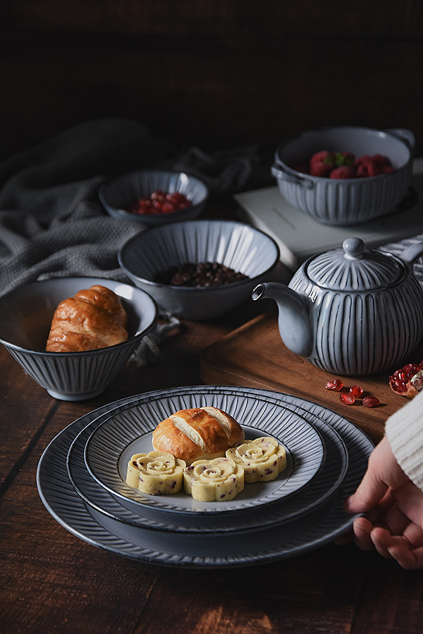 暗调子餐具拍摄（图ZMTQzOTM5NTU2） - 产品摄影 - 站酷设计师北极光Nick原创素材 - 站酷ZCOOL