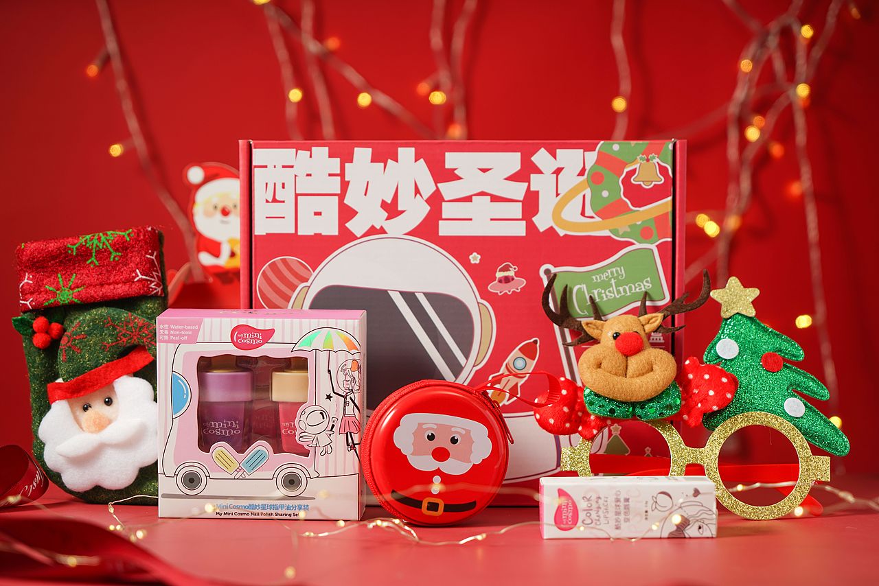 酷妙星球2021圣诞礼盒（图ZMjgwODU5OTc2） - 包装 - 站酷设计师小刘等13个字节原创素材 - 站酷ZCOOL