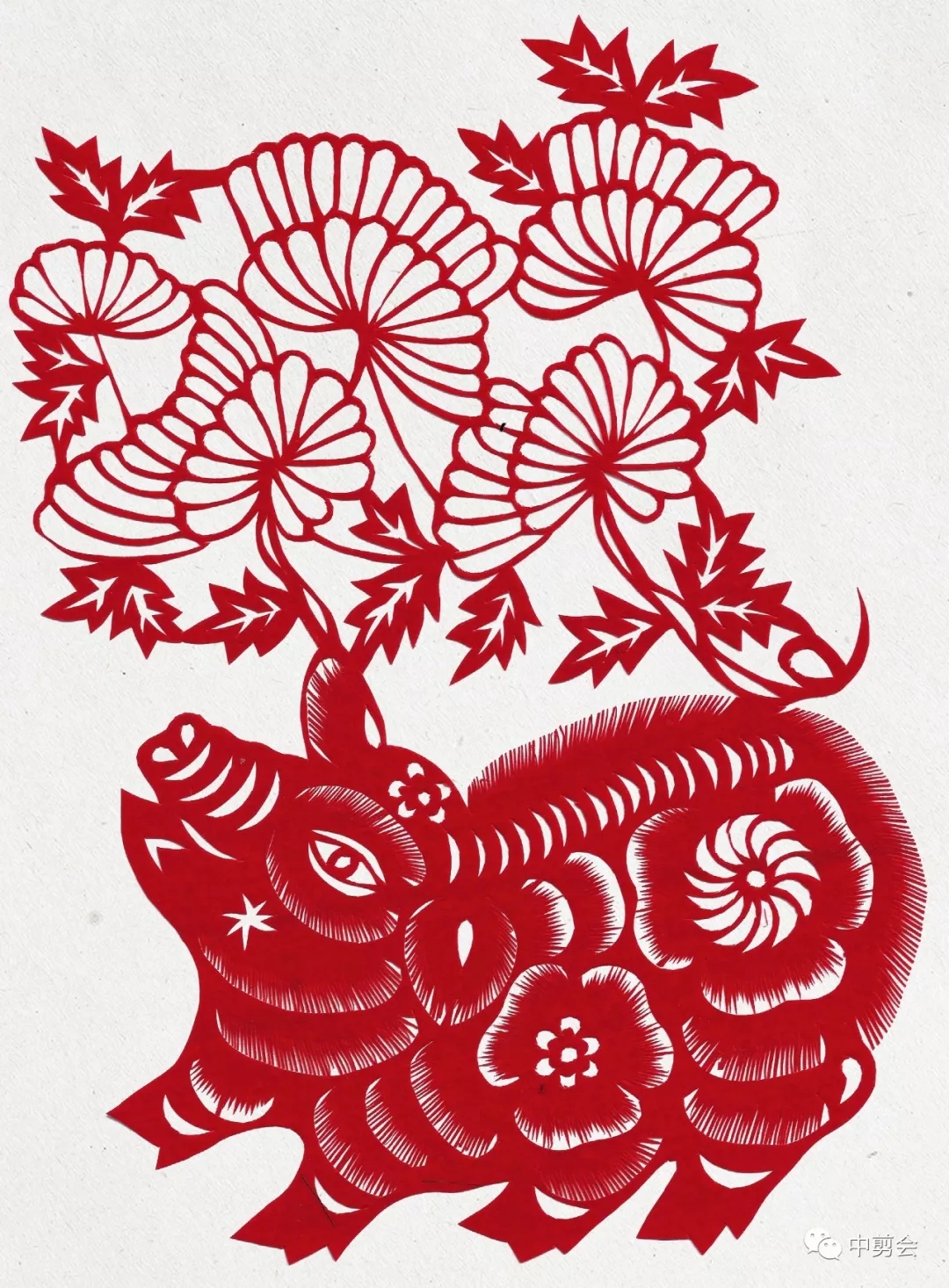 【剪纸人物】巧剪裁花香自溢——栾淑娟的剪纸艺术