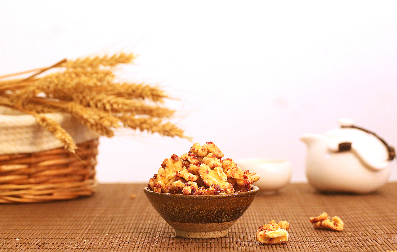 蔓越莓干核桃仁摄影（图ZMTE1MzgyNTM2） - 产品摄影 - 站酷设计师冬兰UED原创素材 - 站酷ZCOOL