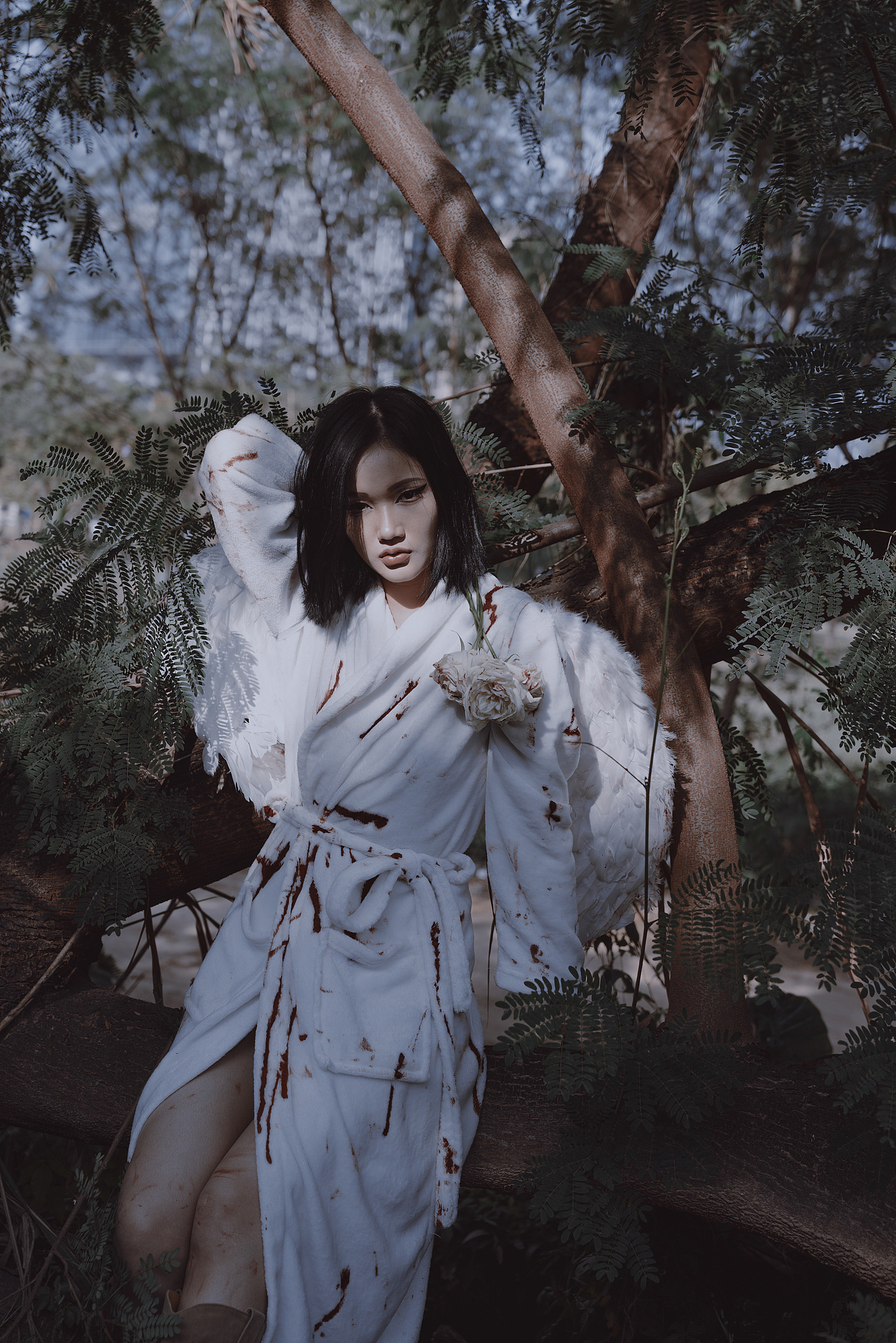 死了一只白色乌鸦（图ZMjgyMTEyMDg4） - 人像摄影 - 站酷设计师Aqi阿柒原创素材 - 站酷ZCOOL