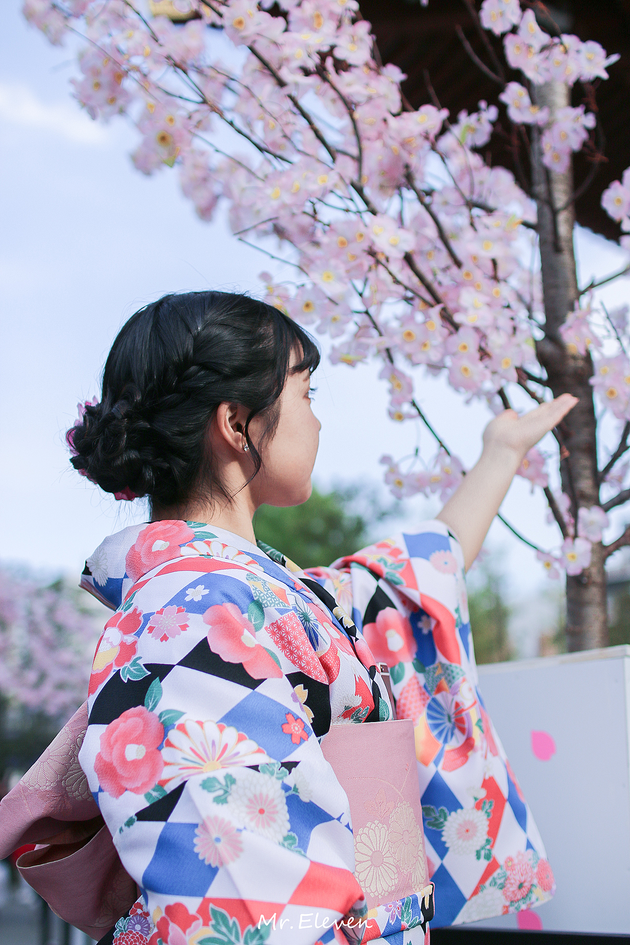 托着花就不会掉落,可爱的中村小妹妹