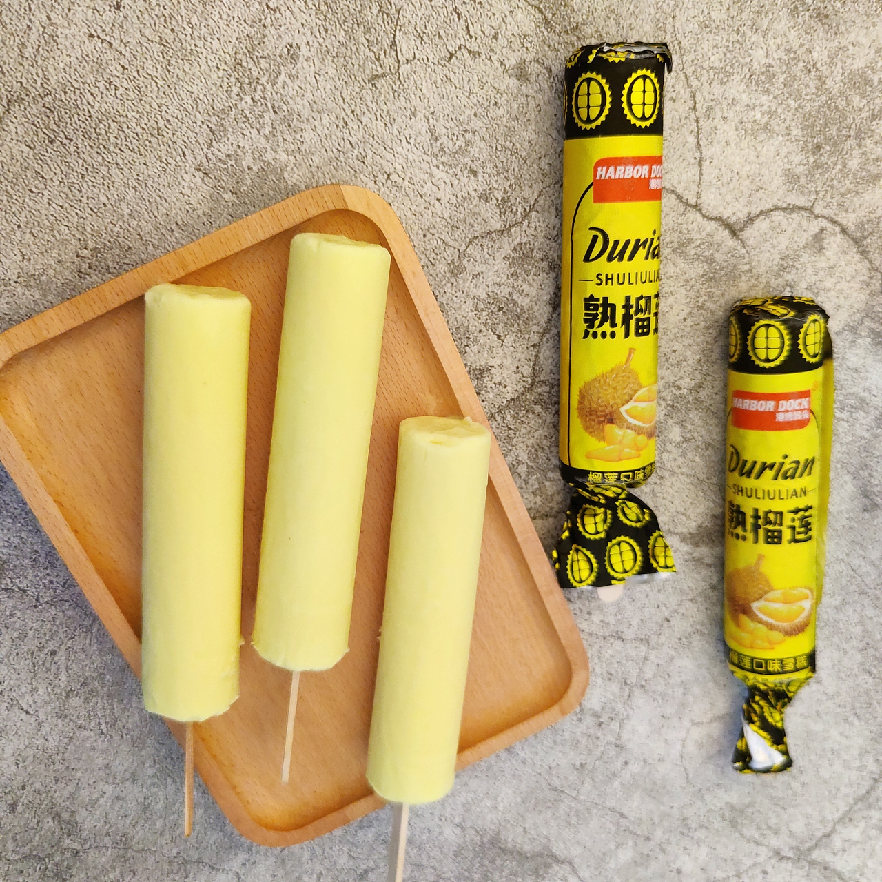 雪糕 冰棍 冰淇淋 伊利兵工厂 巧克力冰棍手机摄影