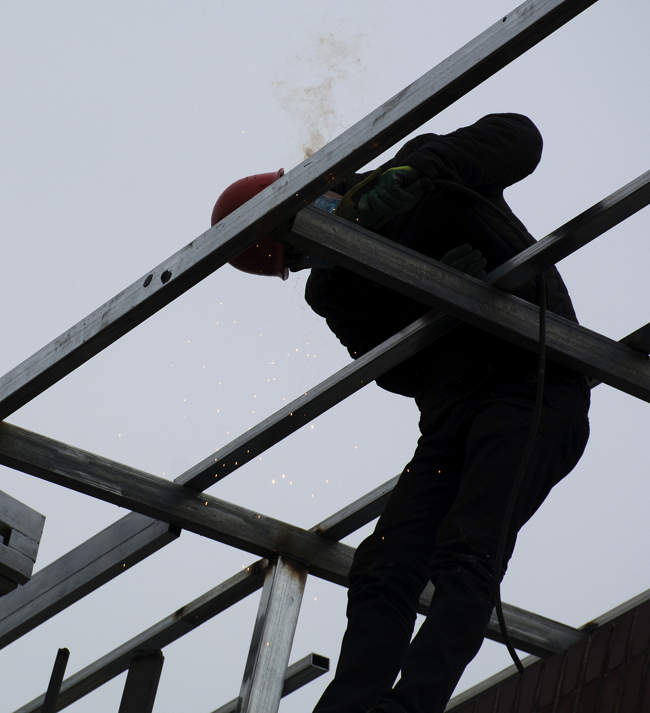 街头——《候》（图ZMTM3MjExNjY0） - 人文/纪实摄影 - 站酷设计师Solokoala原创素材 - 站酷ZCOOL