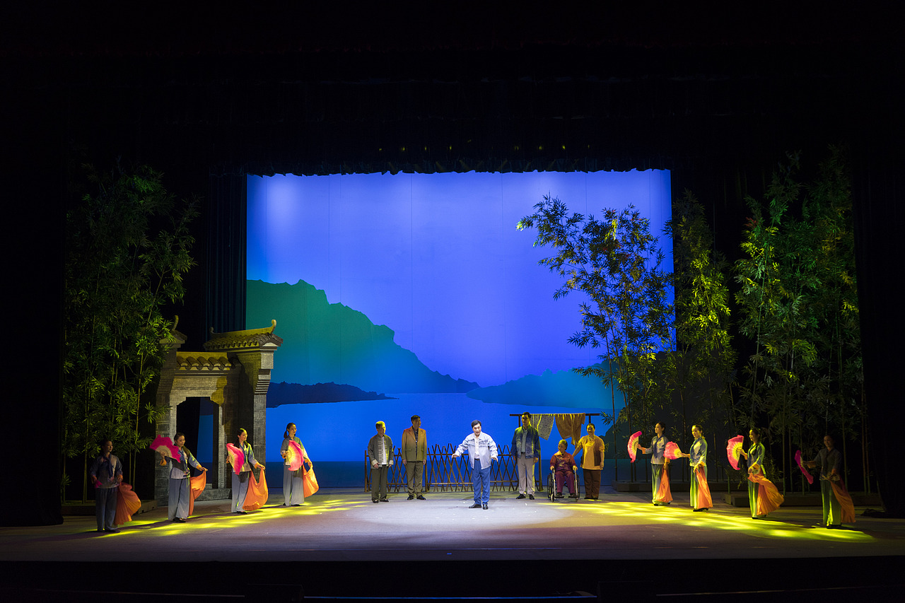 舞美设计作品花鼓戏《明月初心》