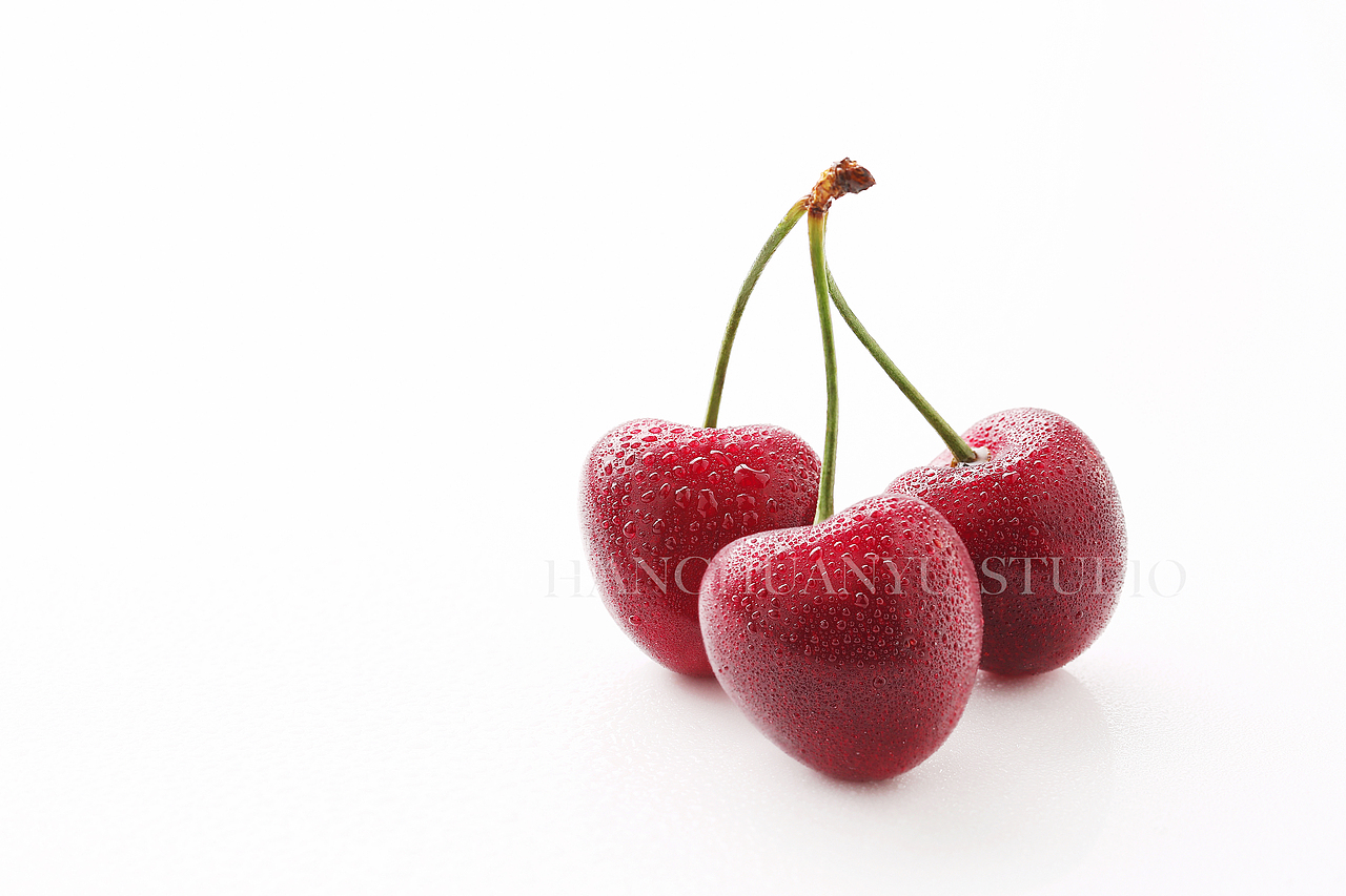 水果肖像之---樱桃:cherries:和蓝莓（图ZMTI0ODE0NjI4） - 产品摄影 - 站酷设计师川宇文创原创素材 - 站酷ZCOOL