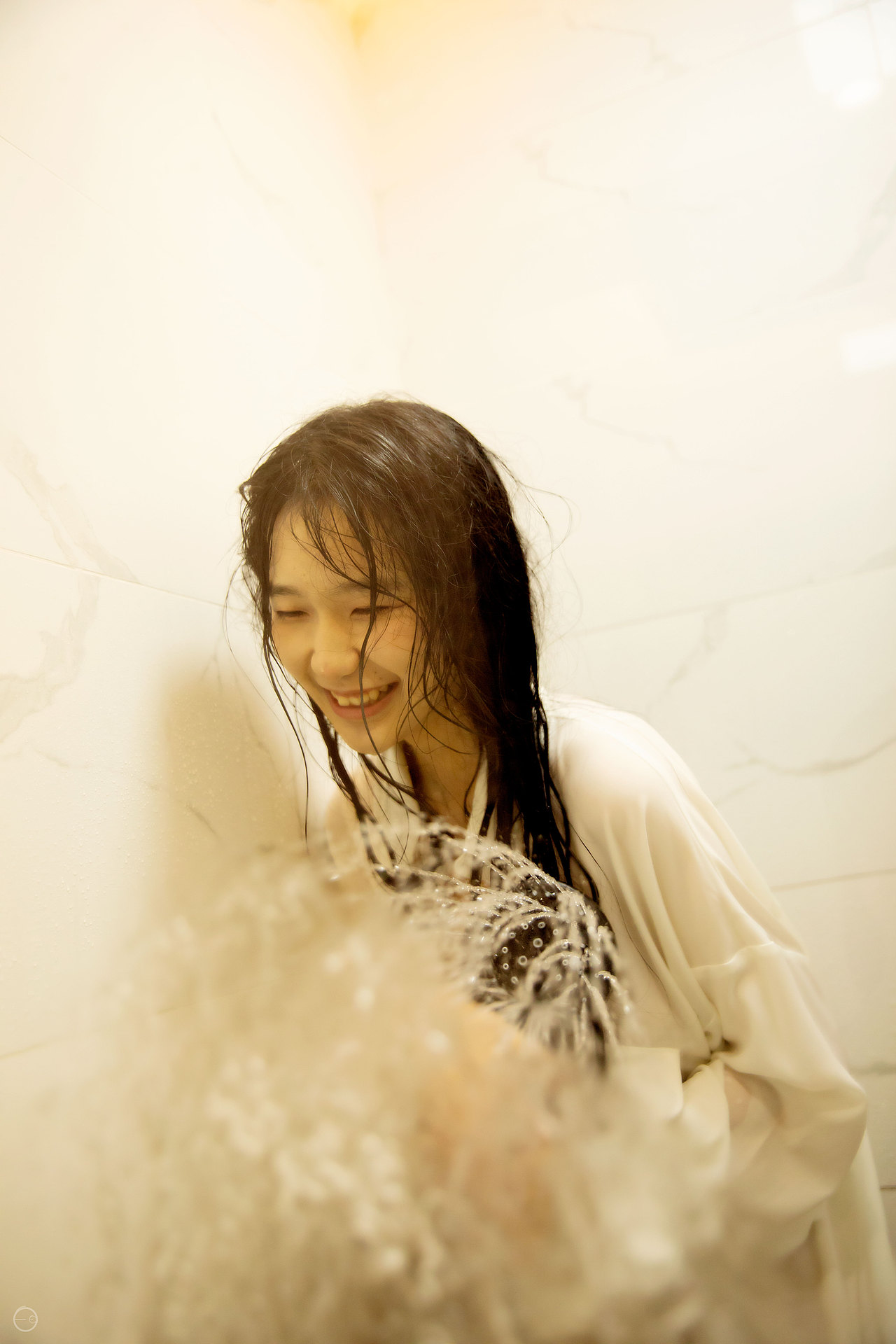 白衣少女｜少女人物写真（图ZMjk4MDM4MTQ4） - 人像摄影 - 站酷设计师搞绘画的白小白原创素材 - 站酷ZCOOL