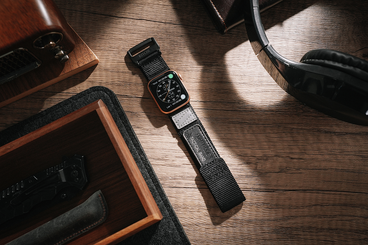 亚马逊 | 美式场景化 X 表带功能视频（图ZMzQyNzc0MzA4） - 产品摄影 - 站酷设计师摄影师HOLO原创素材 - 站酷ZCOOL