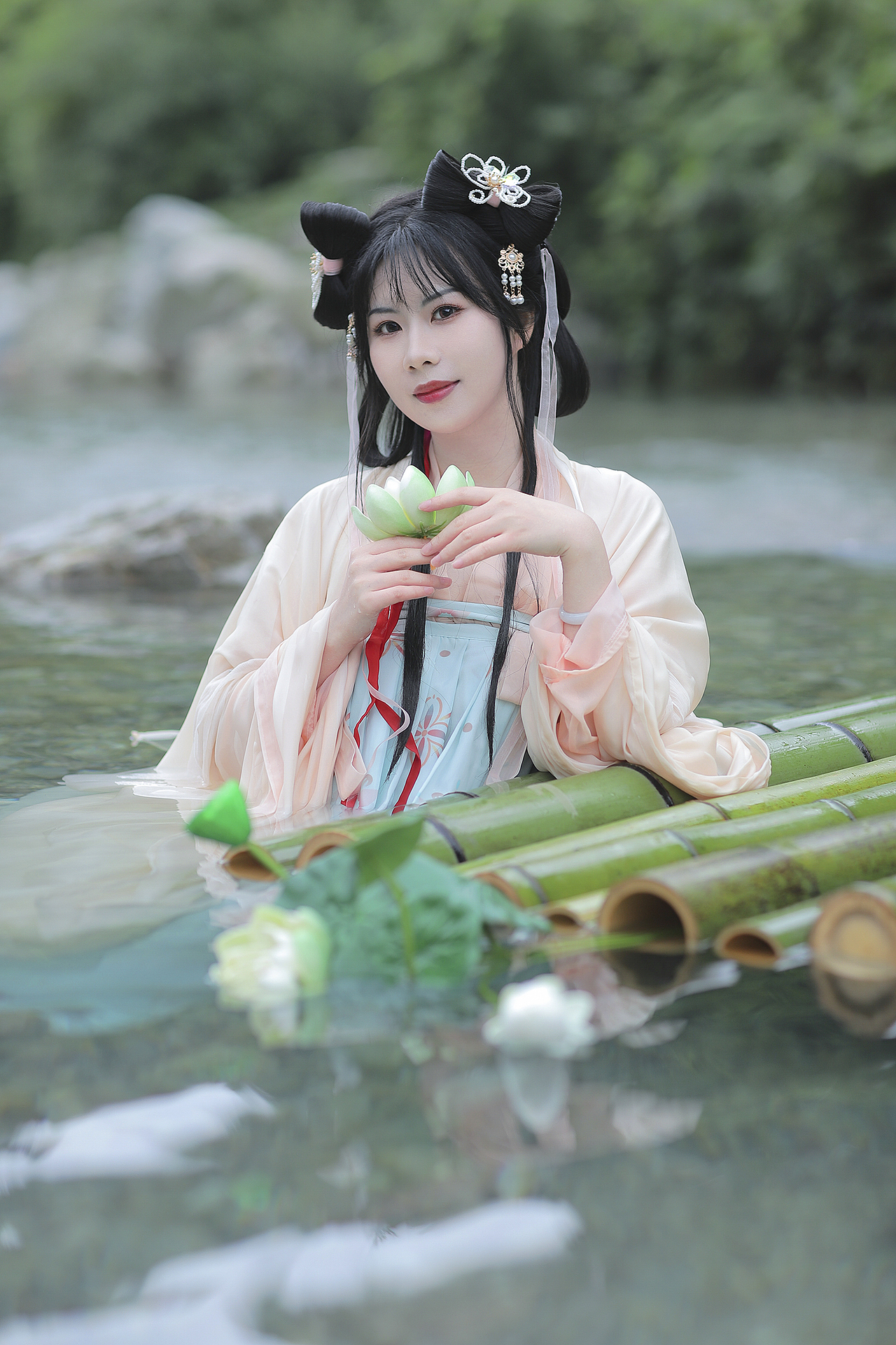 客片|夏天一定要拍的下水汉服写真