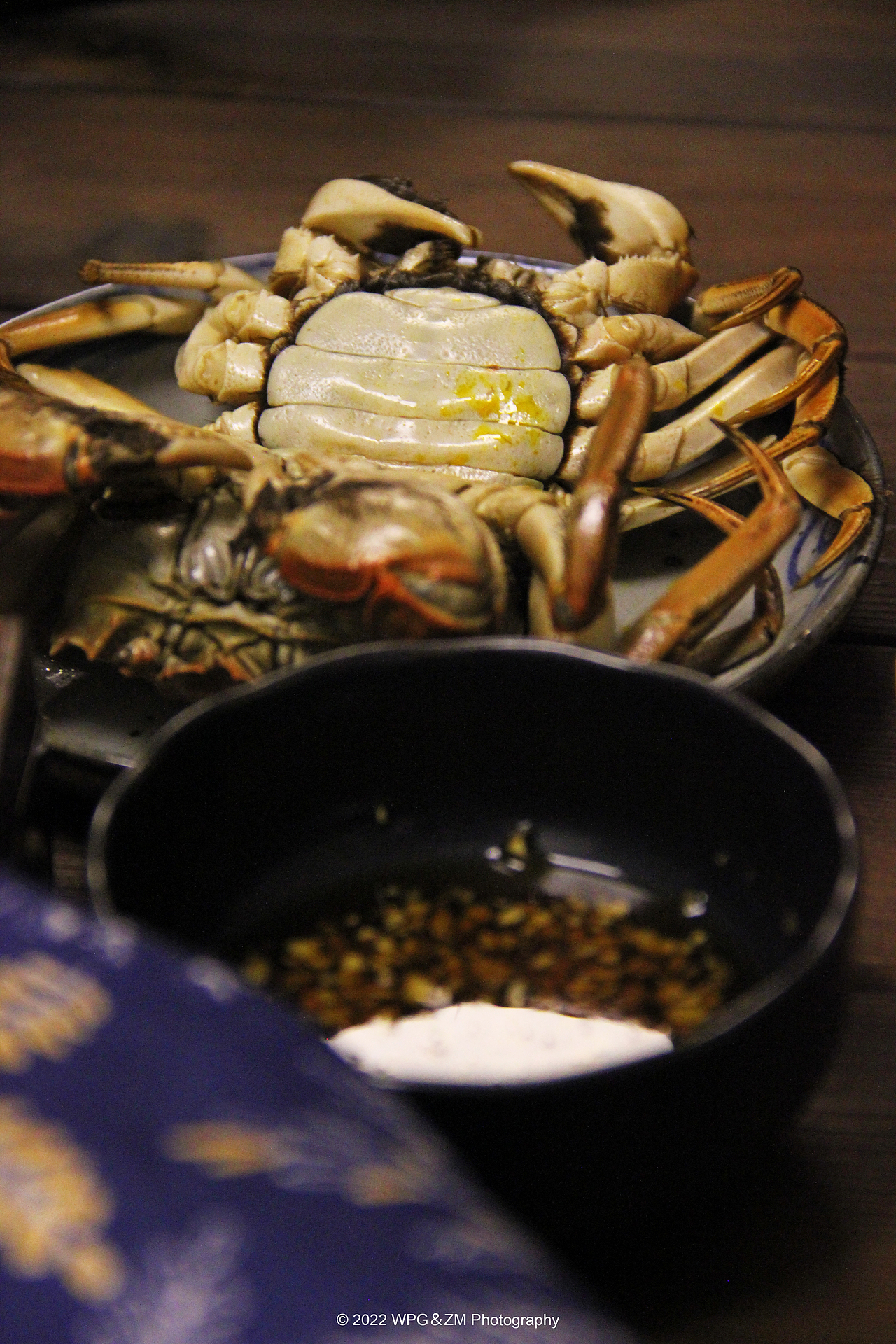 《 初秋蟹黄生半壳 》