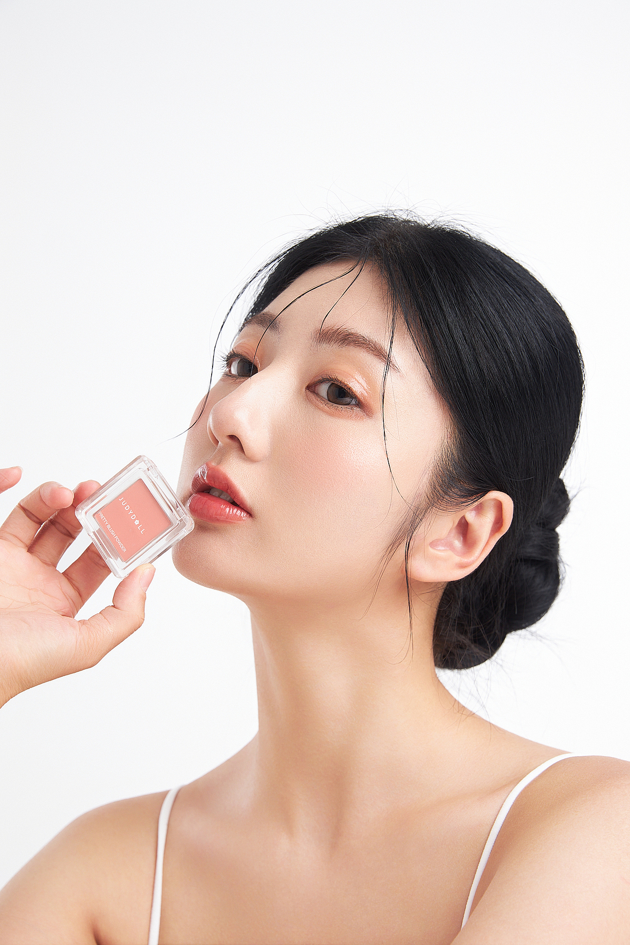 美妆修图（图ZMzU1NTE2NzQ0） - 修图/后期 - 站酷设计师修图师华仔原创素材 - 站酷ZCOOL