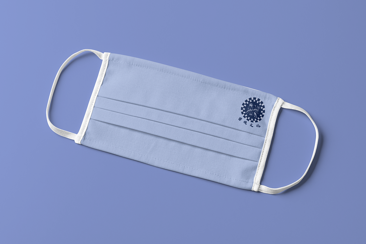 与苗族蜡染元素结合的口罩3