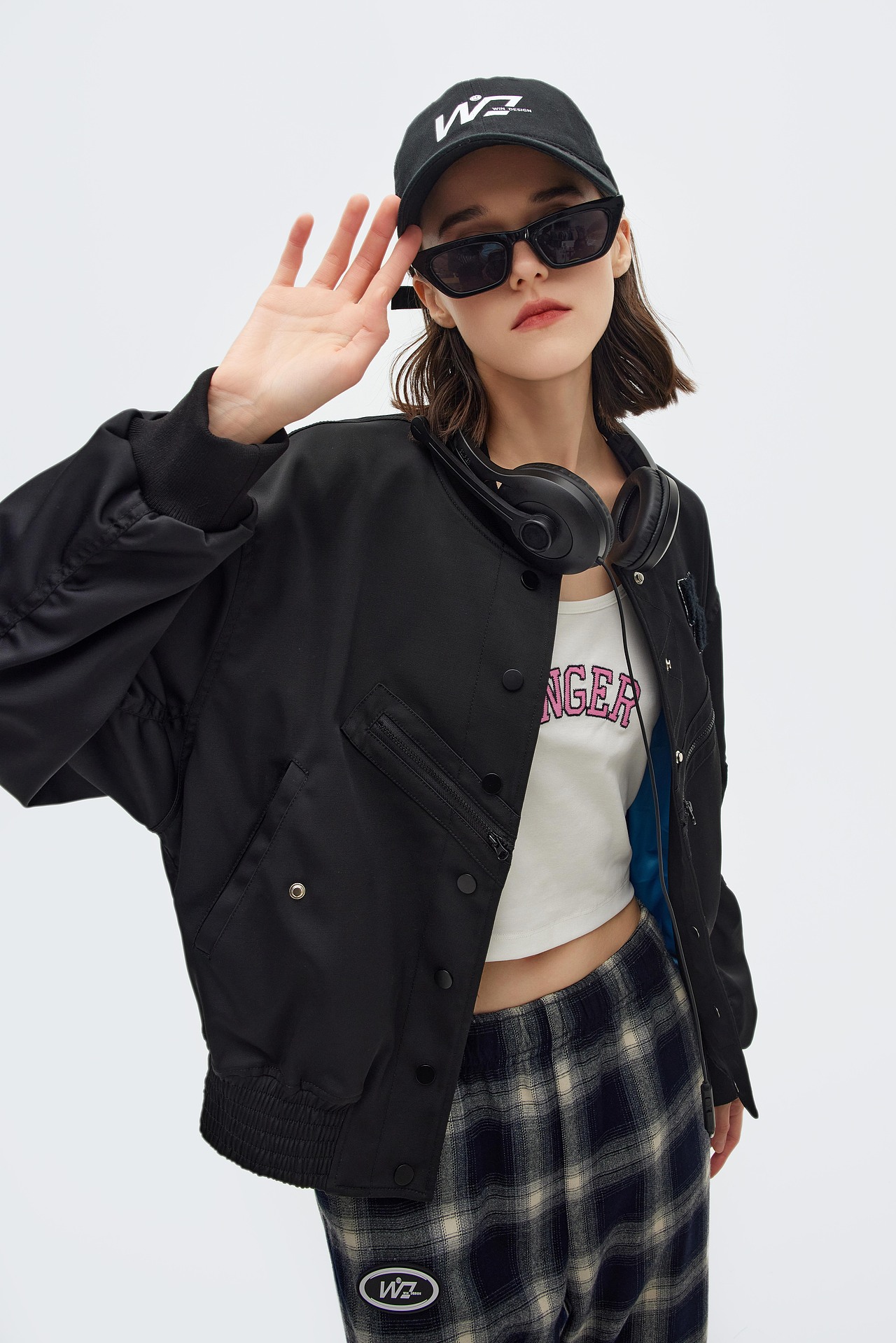 DEMMOV&W2D | 潮牌~创意电商(平面及视频)