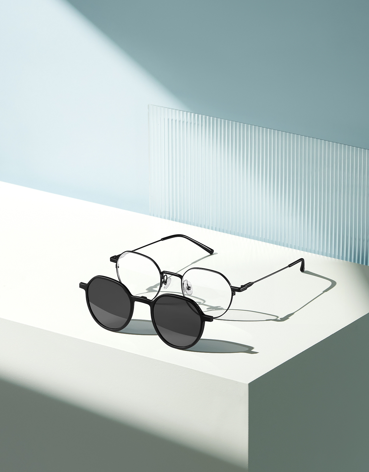 木九十眼镜静物拍摄