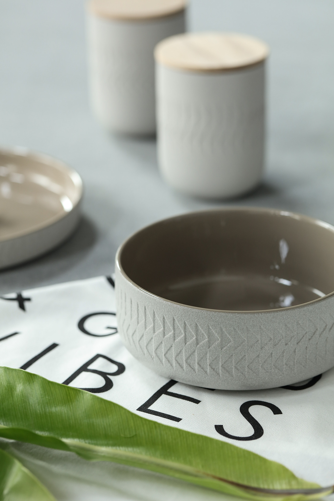餐具摄影 | 陶瓷餐具实拍案例（图ZMzU4NDg3Nzgw） - 产品摄影 - 站酷设计师几时摄影原创素材 - 站酷ZCOOL
