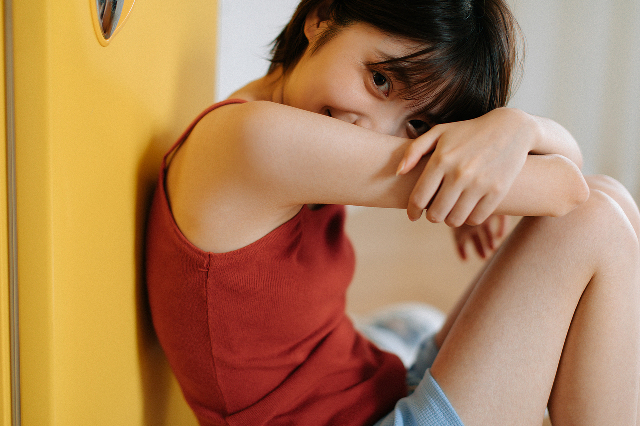 女孩,夏天的颜色