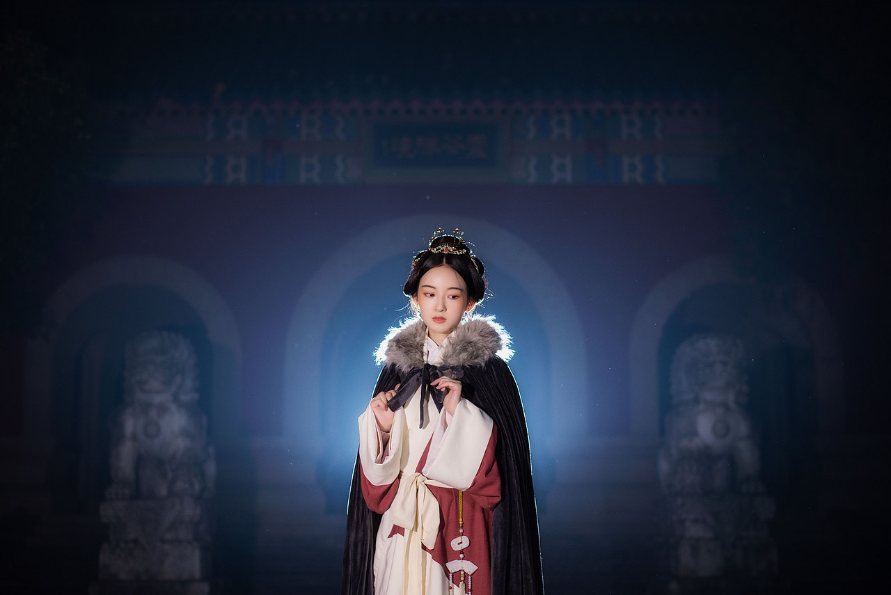 枫林晚（图ZMzEwNTA0MDQ4） - 人像摄影 - 站酷设计师糊涂仙人LEO原创素材 - 站酷ZCOOL
