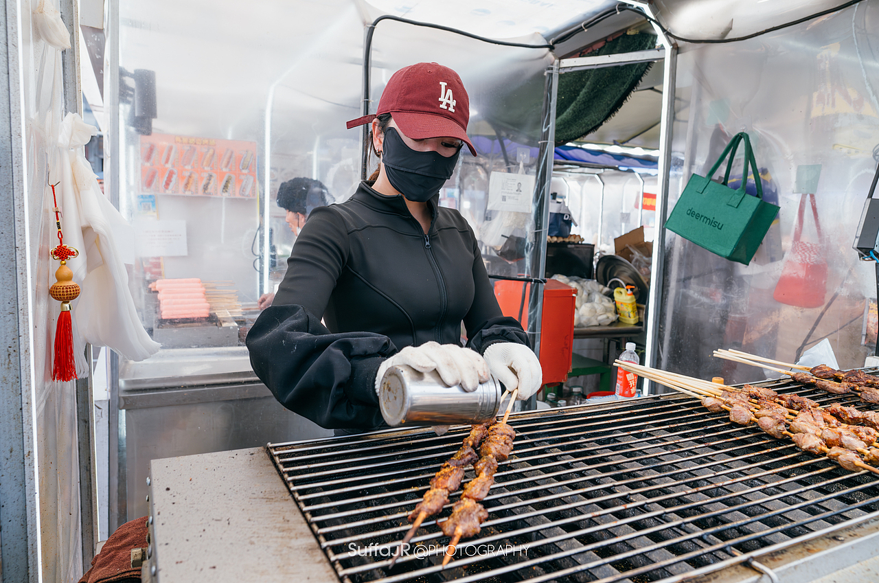 街头摄影 I 上海扫街（图ZMzYxNzUxOTM2） - 人文/纪实摄影 - 站酷设计师朱尼尔沙发SUFFA原创素材 - 站酷ZCOOL