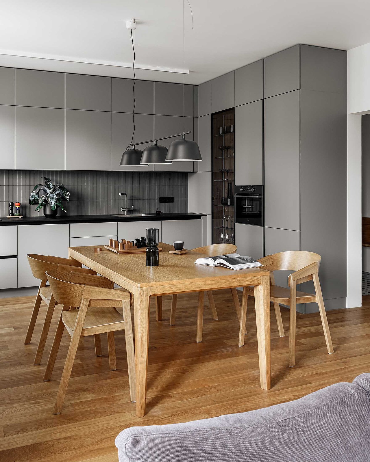 家装设计案例鉴赏——70㎡小户型现代简约原木风格