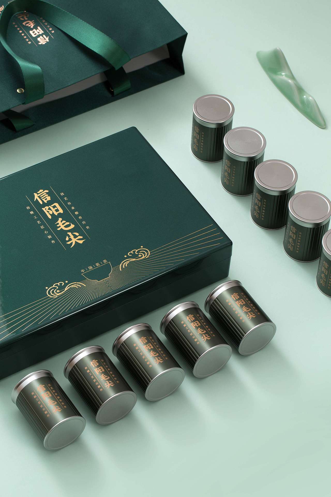 	信阳毛尖礼盒茶礼小罐