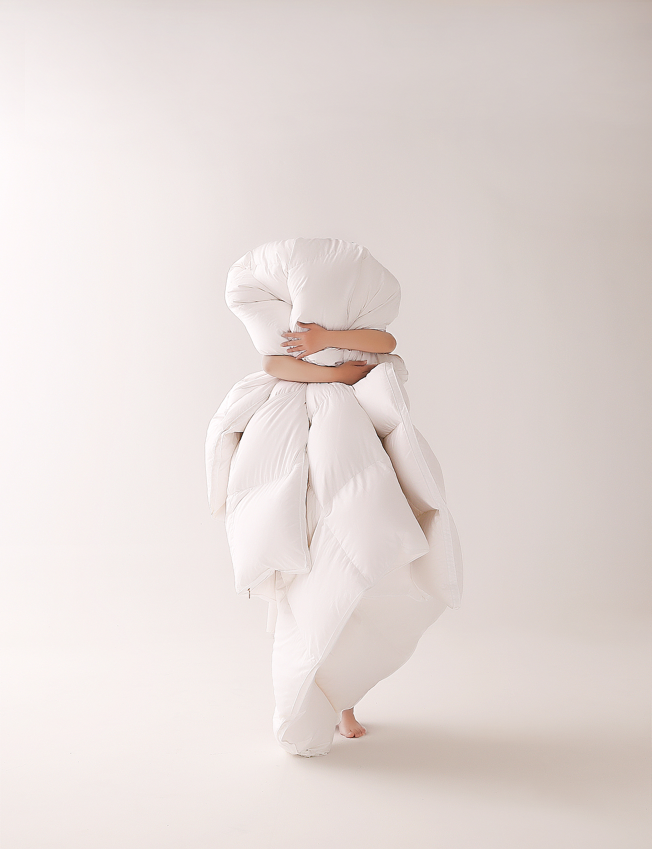 羽绒被||无影墙新拍（图ZMzQ0NzU3ODY0） - 产品摄影 - 站酷设计师微观视觉策划原创素材 - 站酷ZCOOL