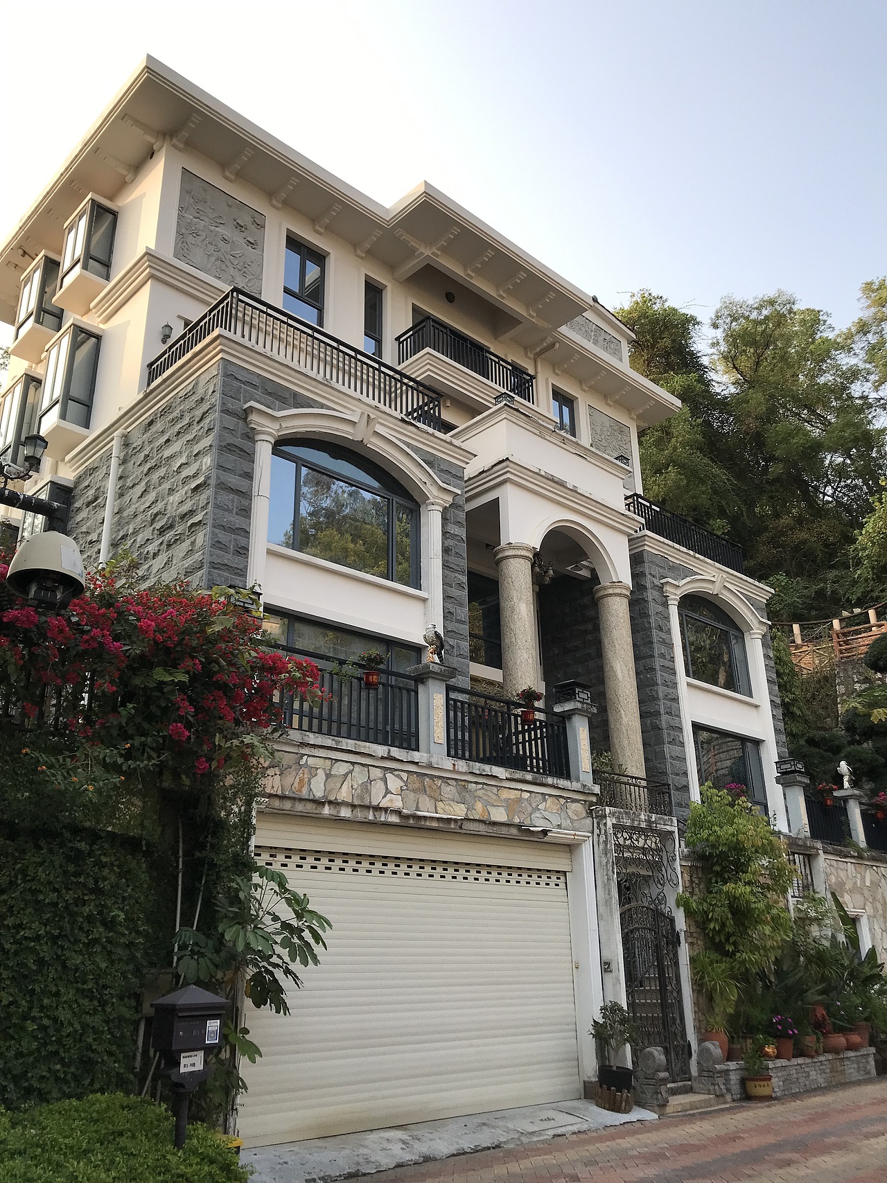 空山无人水流花开