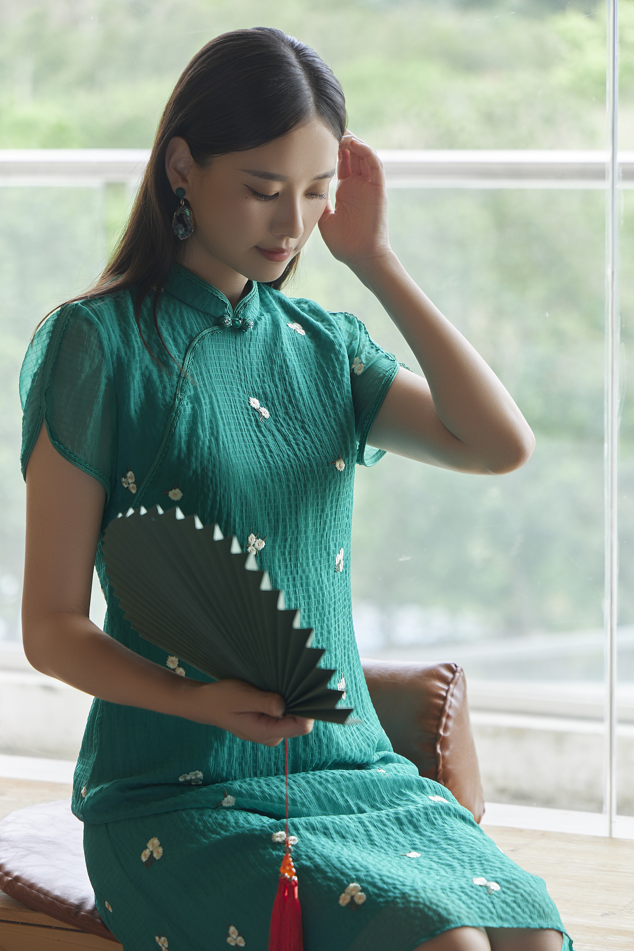 旗袍拍摄（图ZMzA0NzU3MDM2） - 产品摄影 - 站酷设计师淡总今天不瞌睡原创素材 - 站酷ZCOOL