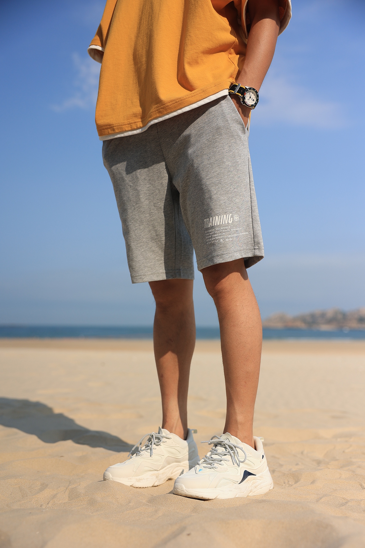 【详情】【修图】一组休闲运动短裤外景和详情（图ZMzAxMzg1NTM2） - 电商 - 站酷设计师MISSCHENDESIGN原创素材 - 站酷ZCOOL