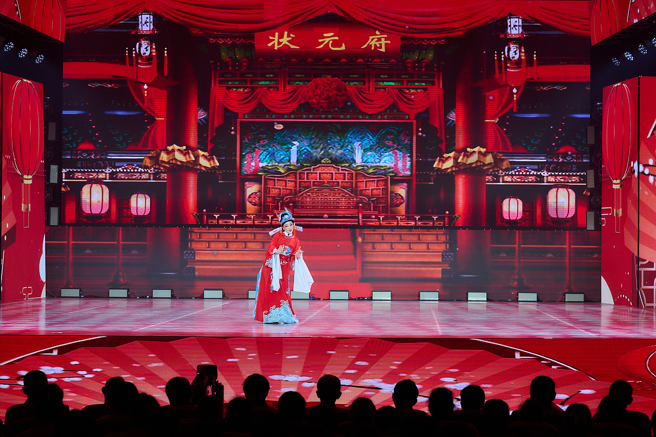 春节文艺晚会（图ZMzI4OTYyMzYw） - 人像摄影 - 站酷设计师摄影李进原创素材 - 站酷ZCOOL