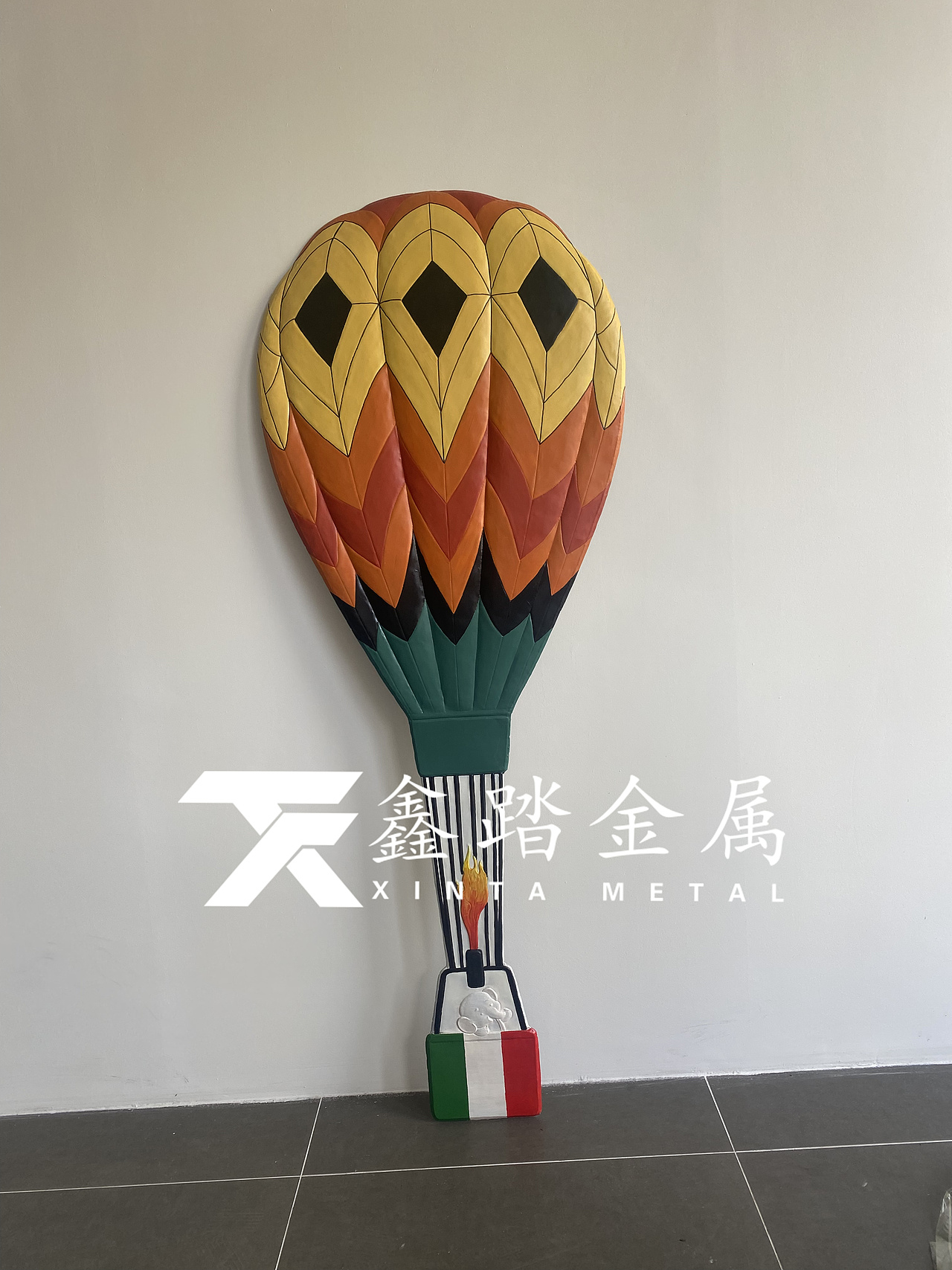 彩绘纯手工锻铜花纹造型景墙壁画款式丰富多样