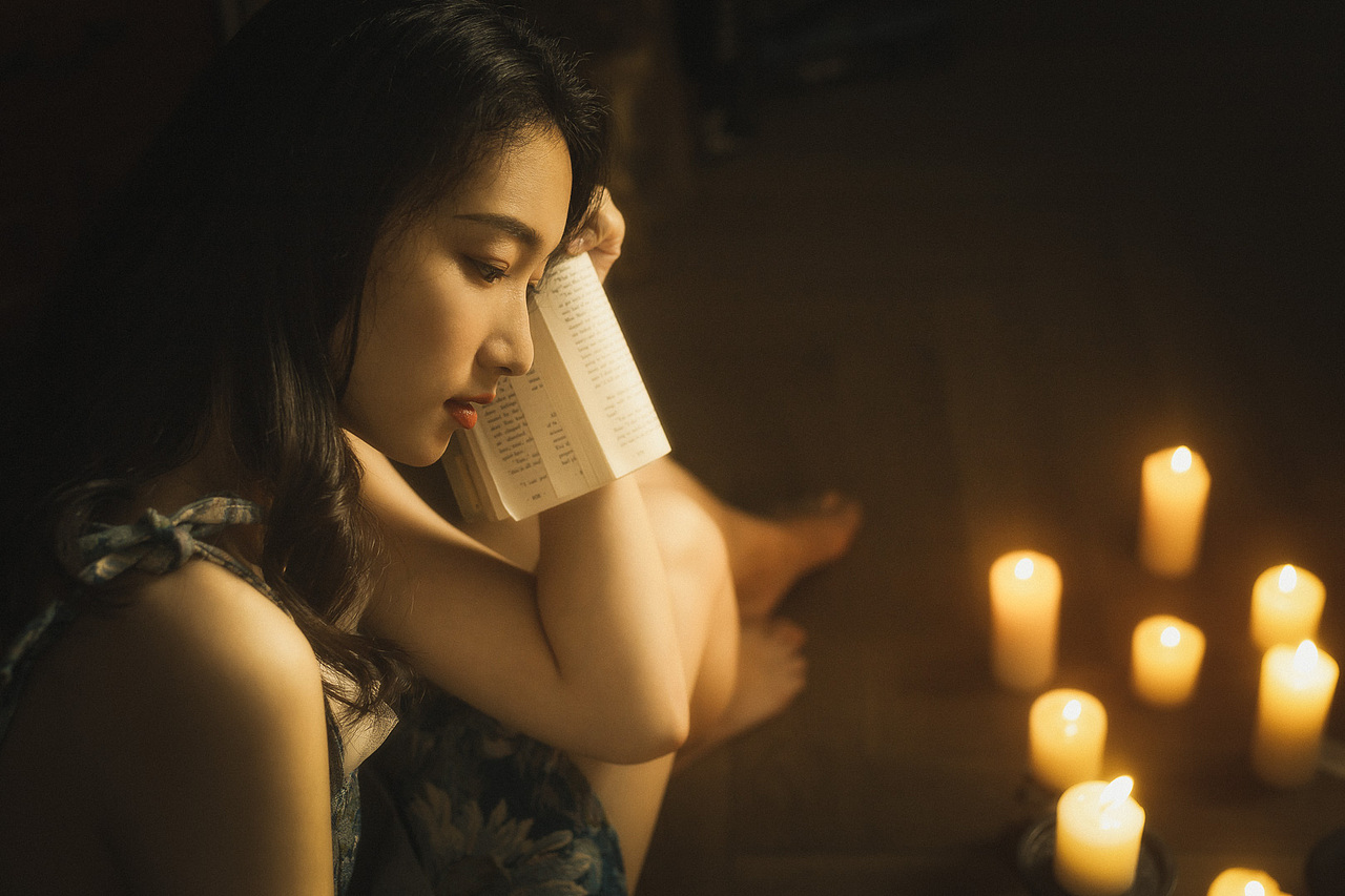 烛光少女复古人像写真（图ZMzEzNjkyODY0） - 人像摄影 - 站酷设计师人像摄影李亮原创素材 - 站酷ZCOOL