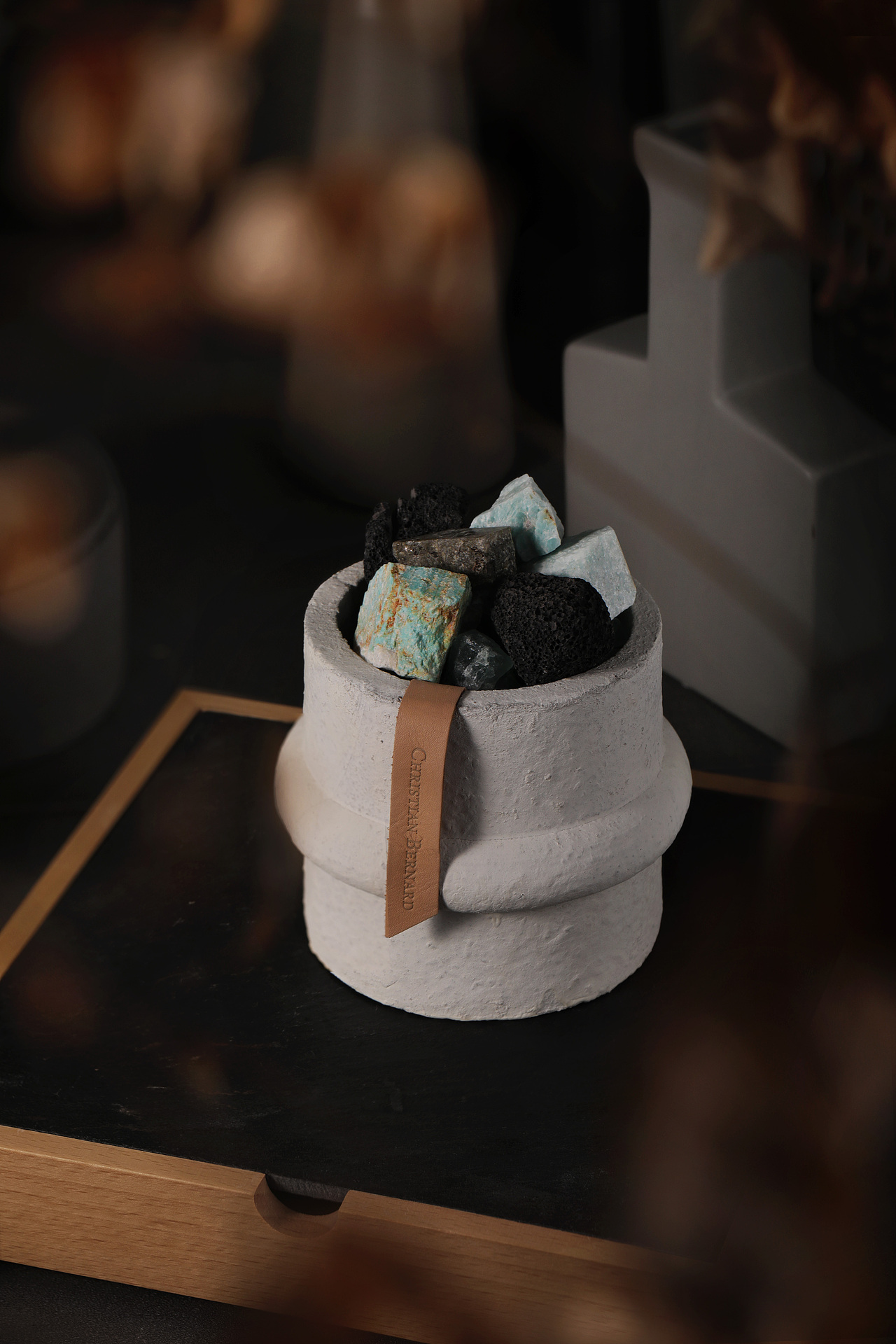 玄静——侘寂艺术晶石香薰（图ZMzY2NDExOTQ0） - 产品摄影 - 站酷设计师赞璞生活馆原创素材 - 站酷ZCOOL