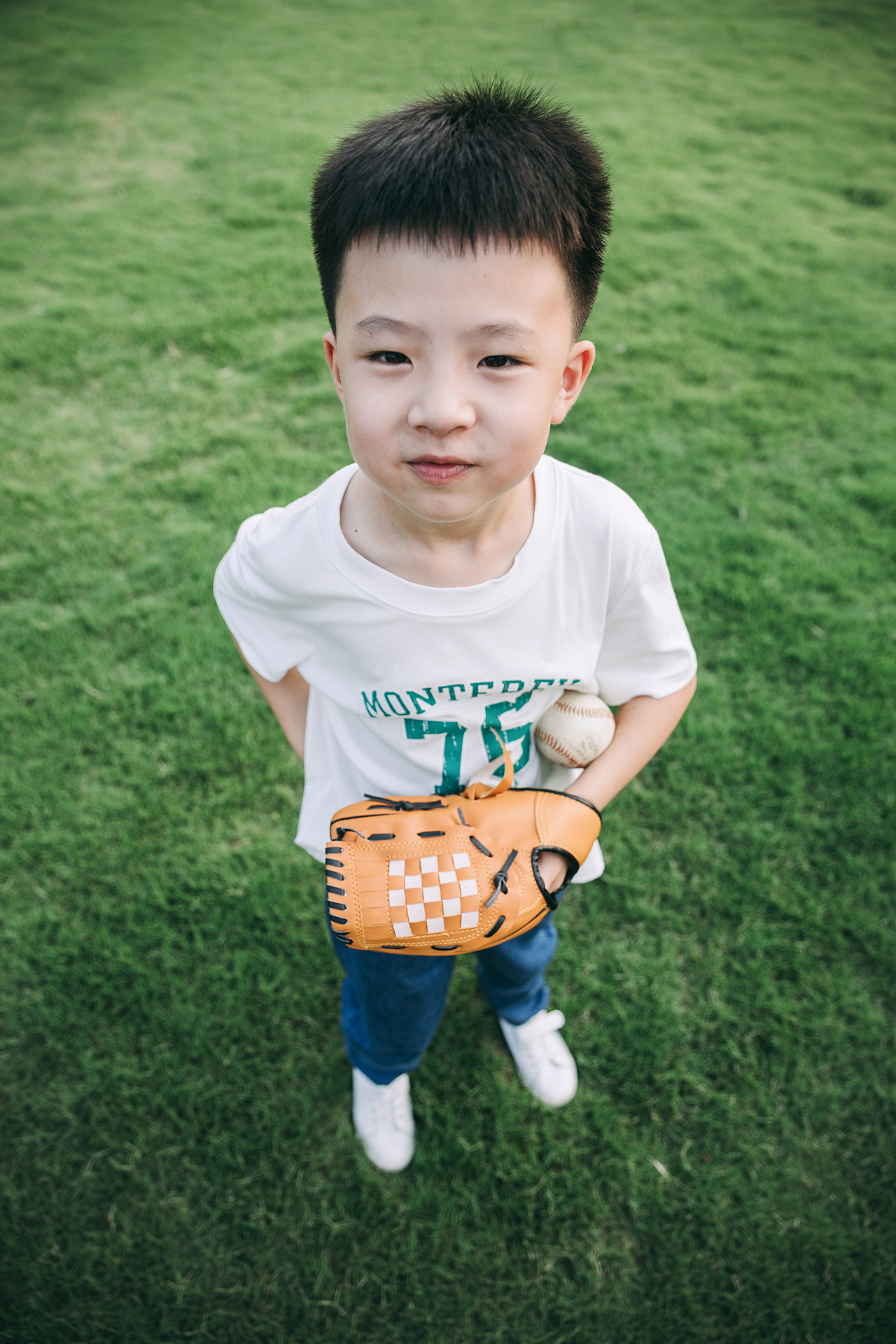 镶着金边的童年