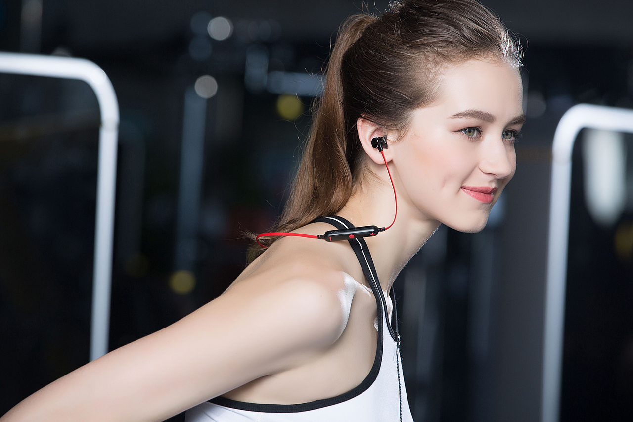 深圳 | ZD | 攝影 絕世美女 耳機(jī)系列1（圖ZMzIyNzEwNjI0） - 人像攝影 - 站酷設(shè)計(jì)師ZD專注模特?cái)z影原創(chuàng)素材 - 站酷ZCOOL
